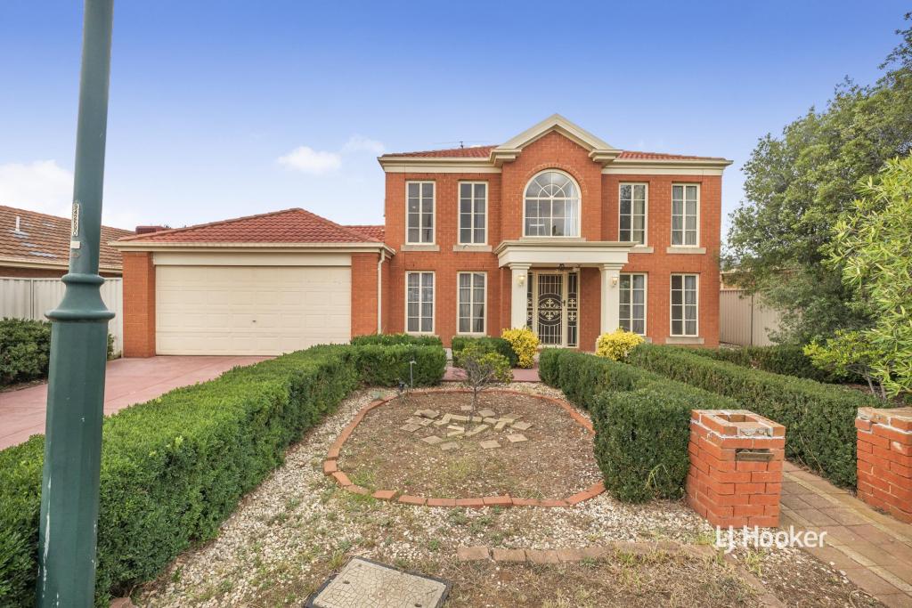 3 Bunya Cl, Caroline Springs, VIC 3023