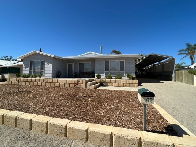 63 Endersbee St, Merredin, WA 6415