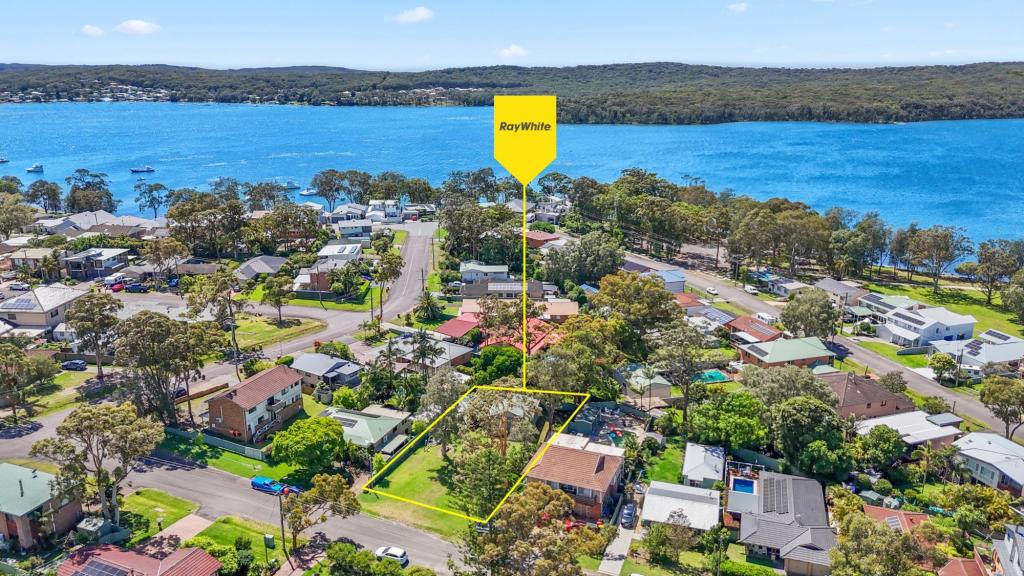 11 MOONAH PL, GWANDALAN, NSW 2259