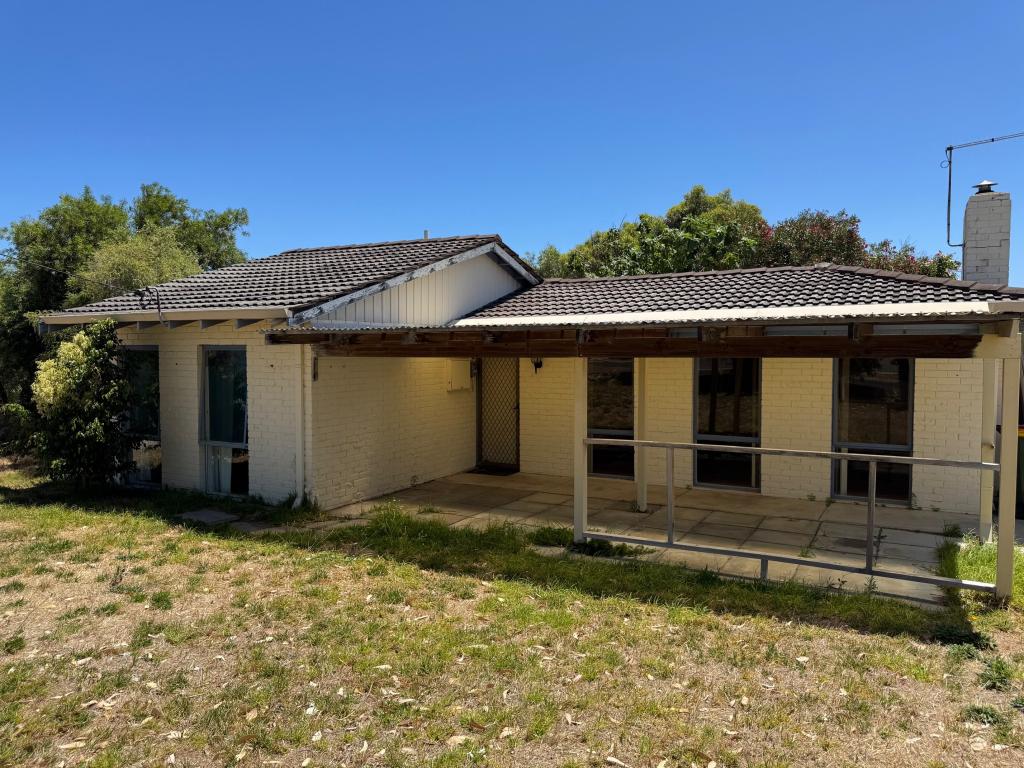 45 WHITFIELD DR, TWO ROCKS, WA 6037