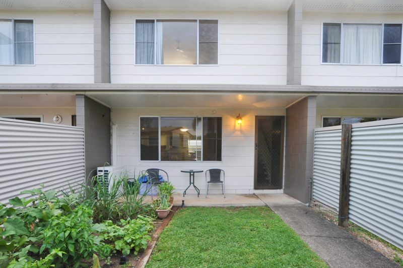 4/12 Davy Ave, Proserpine, QLD 4800