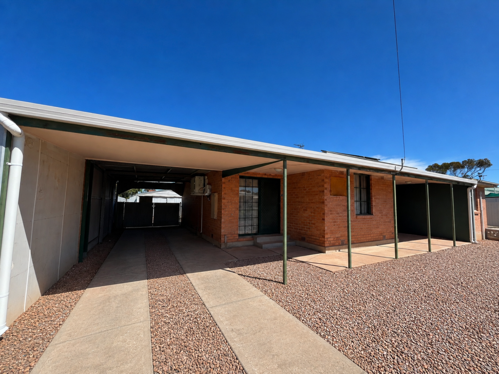 33 Millowick St, Whyalla Stuart, SA 5608