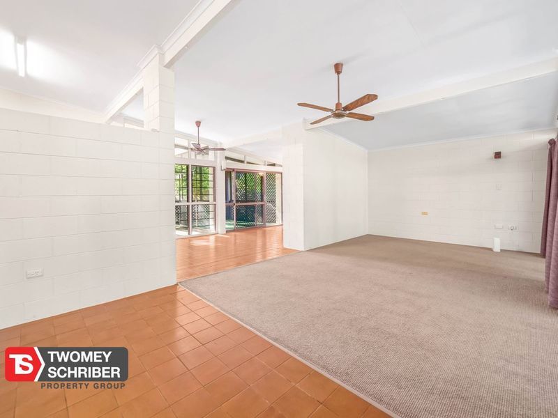 52 Endeavour Rd, Clifton Beach, QLD 4879