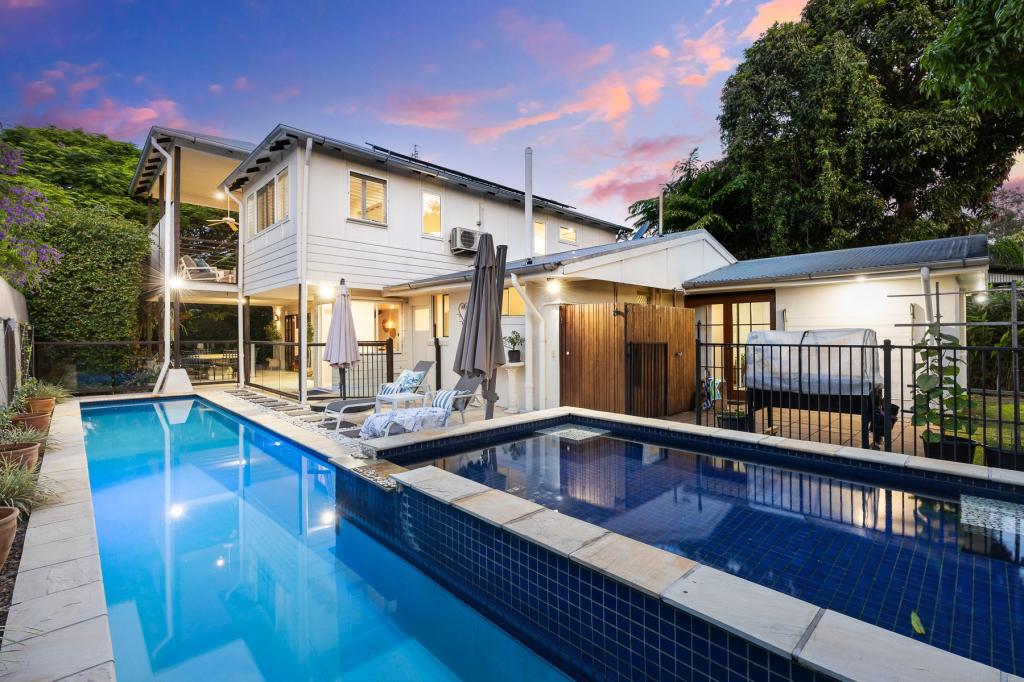 15 Fourwinds Ave, Coolum Beach, QLD 4573
