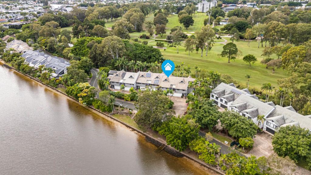 2 Bristol Fry/125 Santa Cruz Bvd, Clear Island Waters, QLD 4226