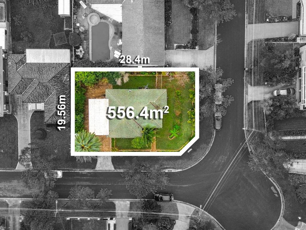 8 Sevenoaks Cres, Bass Hill, NSW 2197