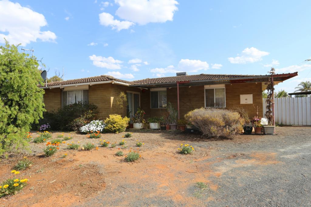 45 Mallee Dr, Kambalda West, WA 6442