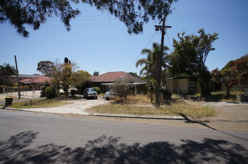 4 Thurlow Ave, Yokine, WA 6060