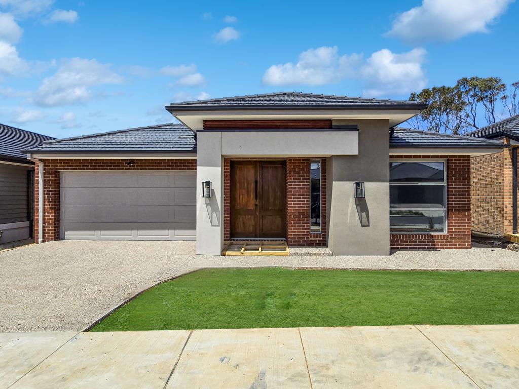 64 Tranquility Cres, Armstrong Creek, VIC 3217