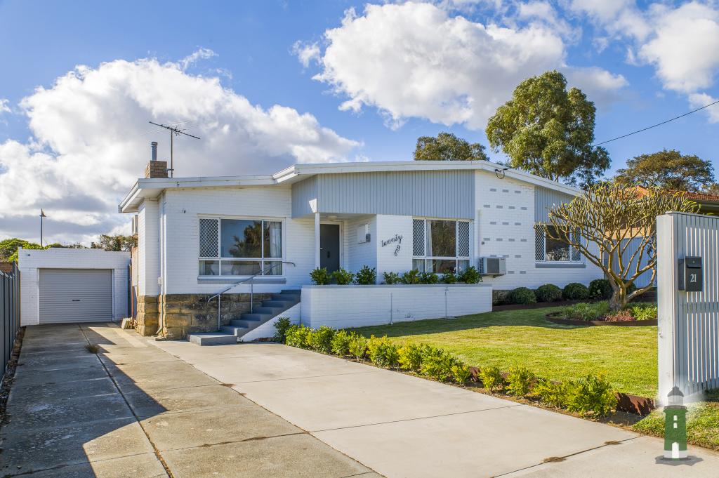 21 Sawle Rd, Hamilton Hill, WA 6163
