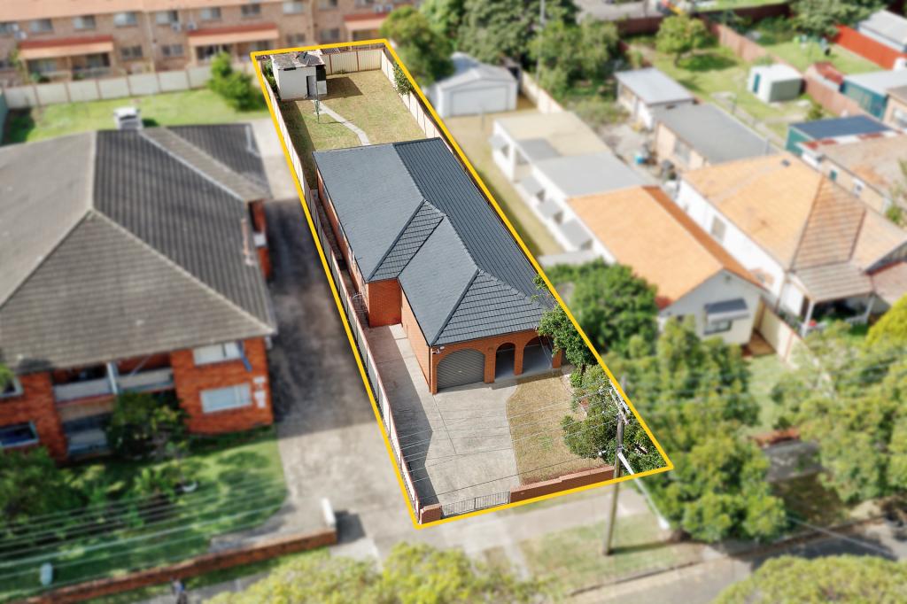 17 Fourth Ave, Campsie, NSW 2194