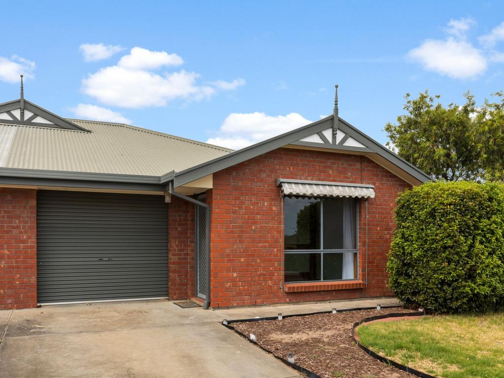 1/8 Jacqueline Ave, Woodcroft, SA 5162