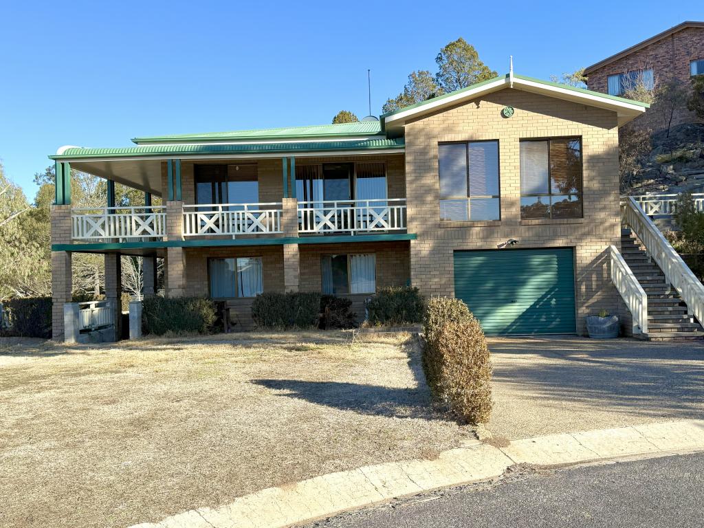 14 Carinya Pl, Cooma, NSW 2630