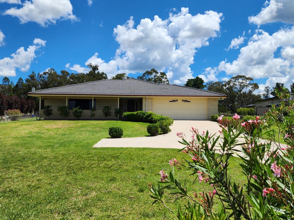 43 MELALEUCA CRES, STANTHORPE, QLD 4380