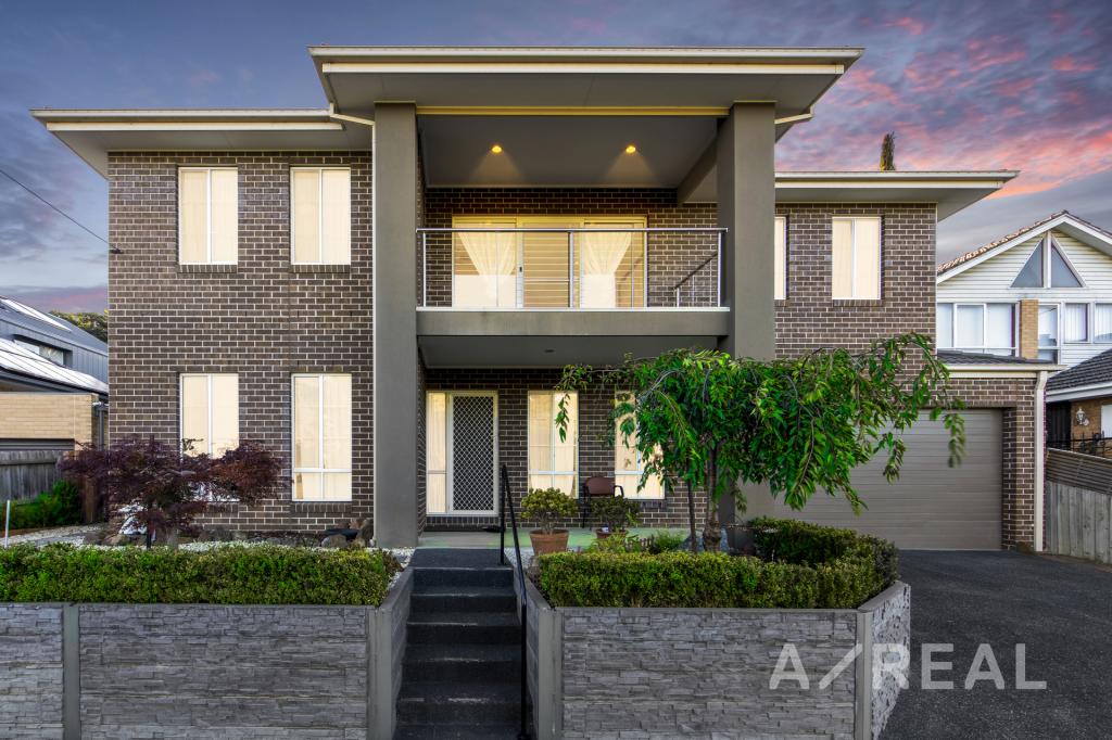 11 MORTON RD, BURWOOD, VIC 3125