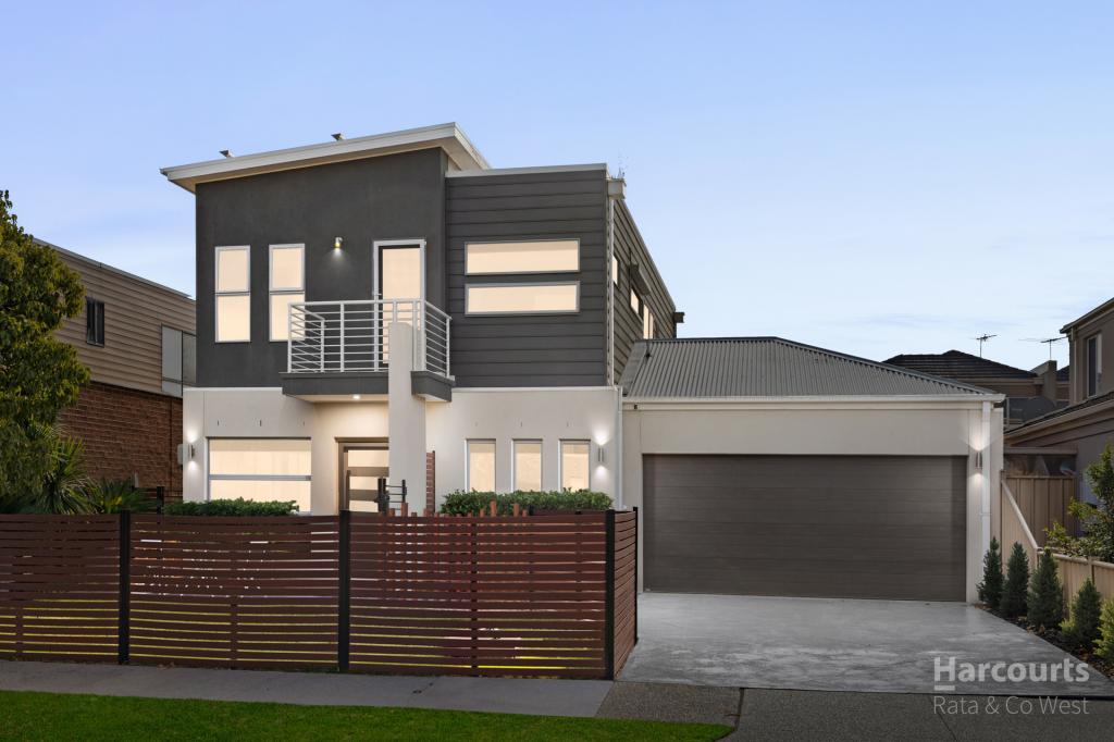 12 CHELSWORTH PL, CAROLINE SPRINGS, VIC 3023