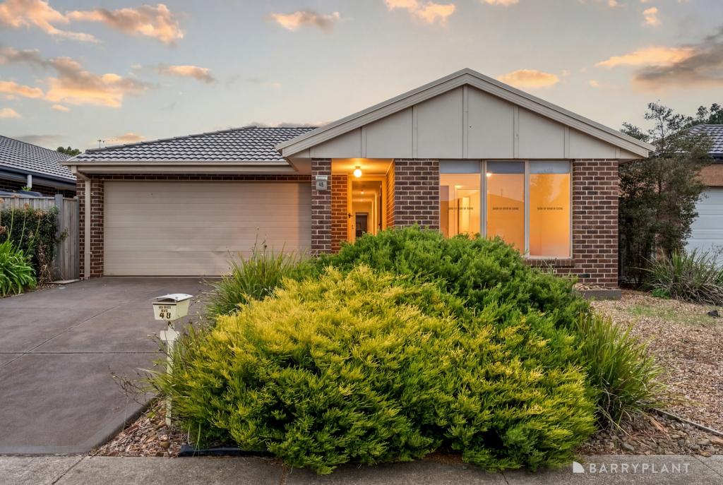 48 Saltbush Cres, Brookfield, VIC 3338