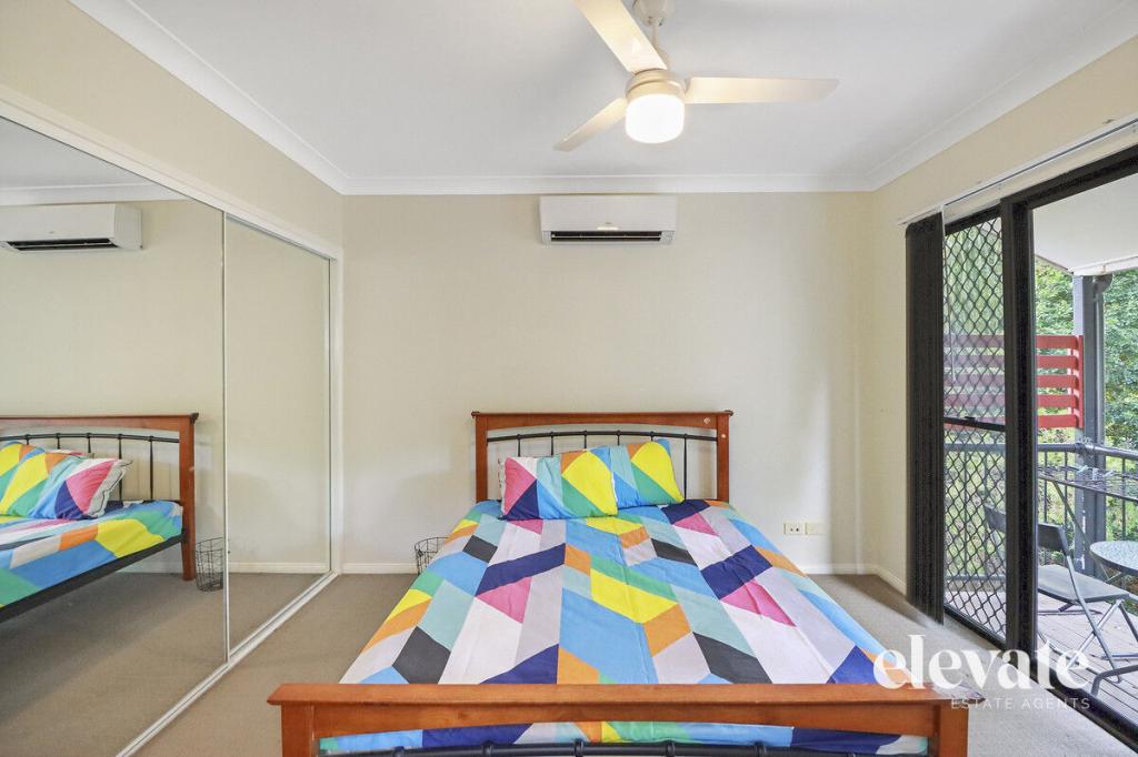 2/56 Warren St, St Lucia, QLD 4067