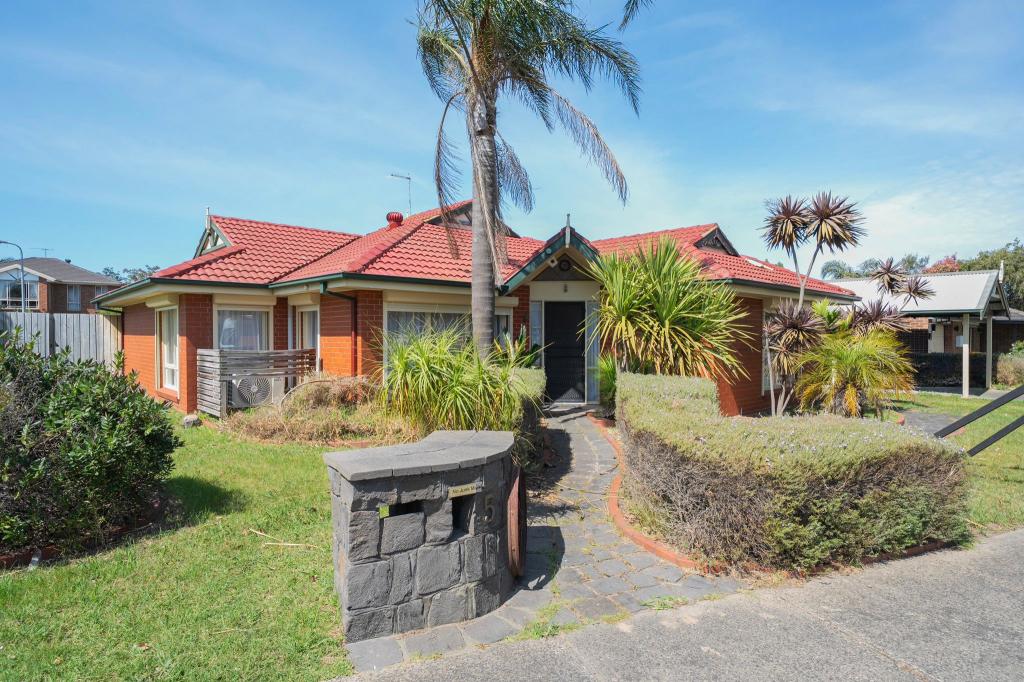 5 Gum Ct, Cranbourne North, VIC 3977