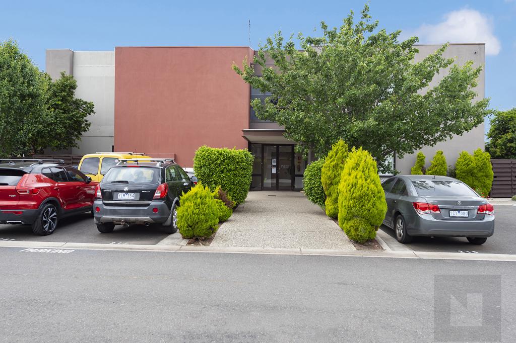 202/200 STEPHEN ST, YARRAVILLE, VIC 3013