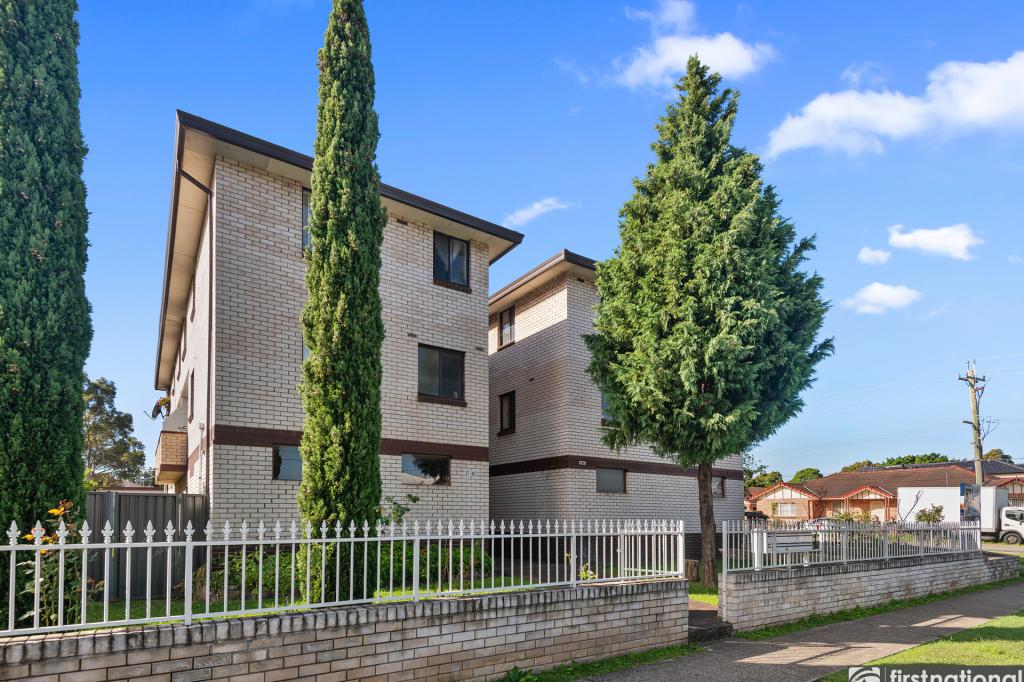 2/37-39 Blaxcell St, Granville, NSW 2142