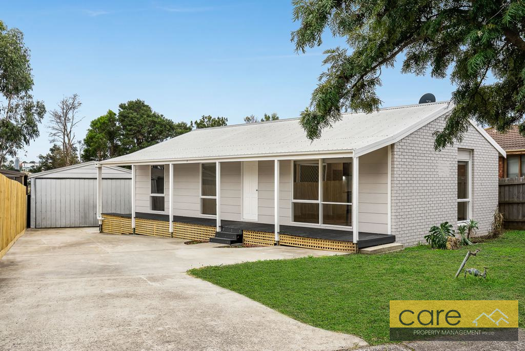 71 Willow Dr, Hampton Park, VIC 3976