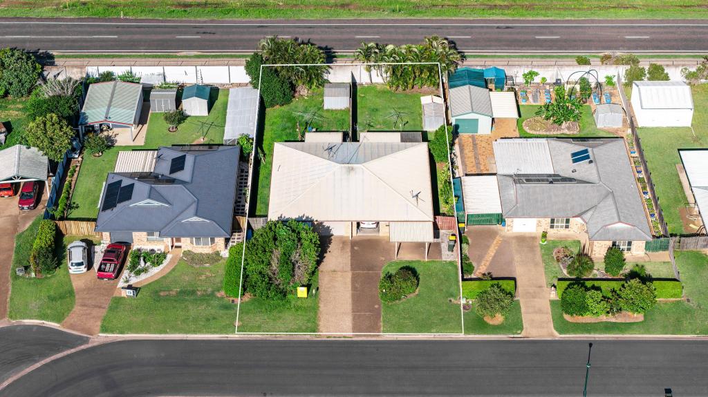 1&2/49 Cunnington St, Bundaberg East, QLD 4670