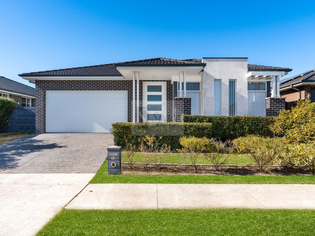 10 Longhurst St, Oran Park, NSW 2570