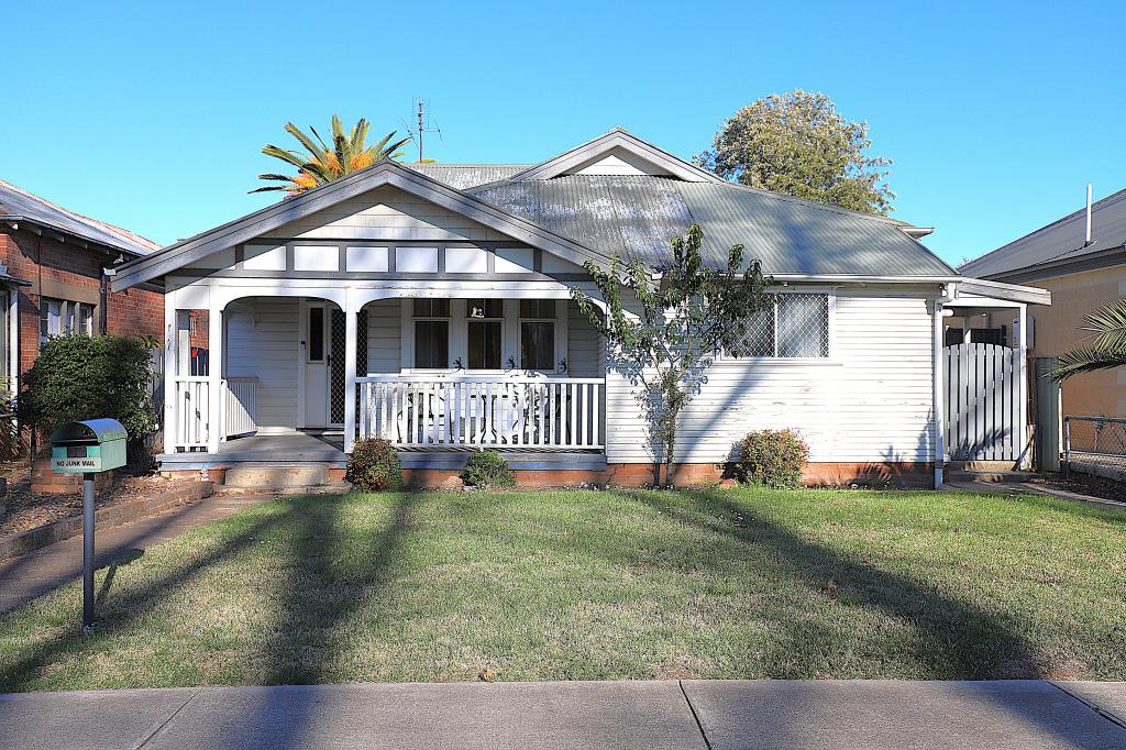 32 Cooper St, Cootamundra, NSW 2590