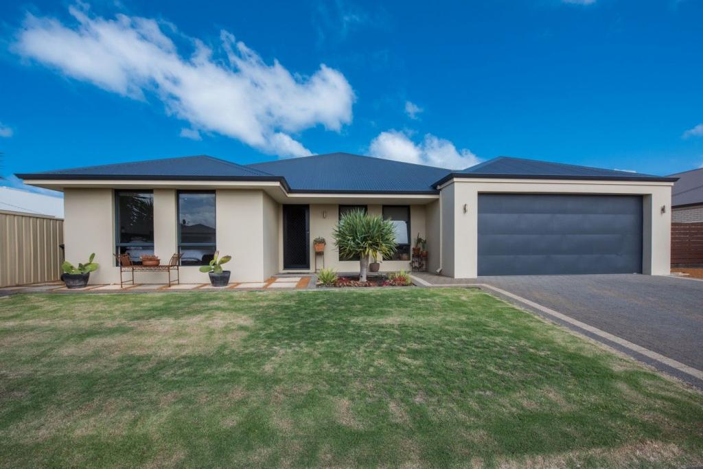7 Mandalay Loop, Wandina, WA 6530