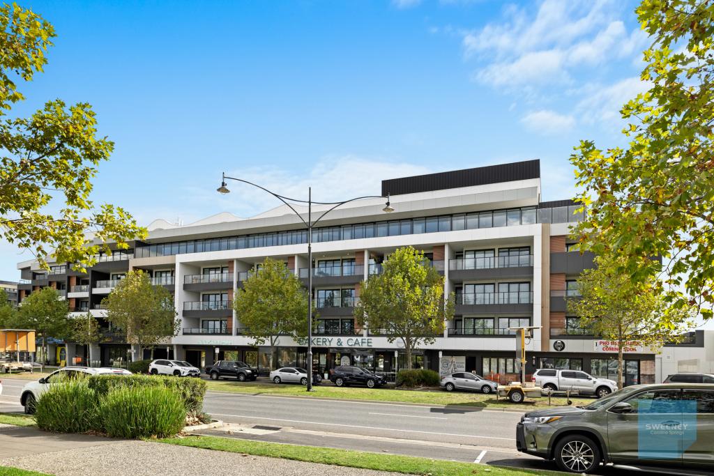 302/173 Caroline Springs Bvd, Caroline Springs, VIC 3023