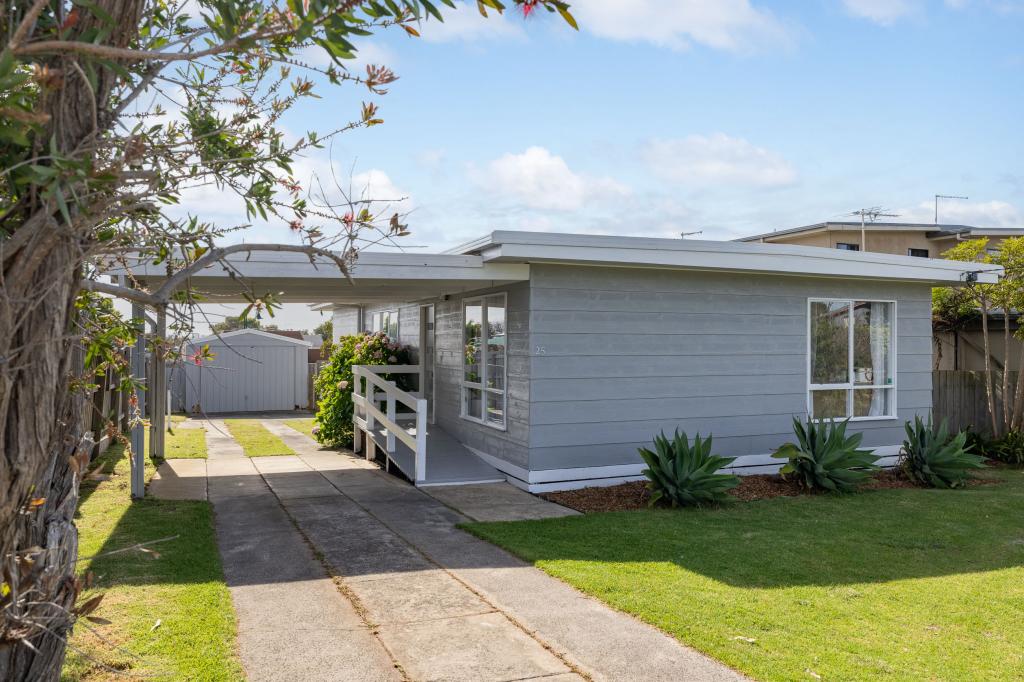 25 Back Beach Rd, San Remo, VIC 3925