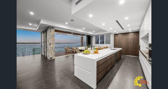 3 Parklane Tce, Paradise Point, QLD 4216