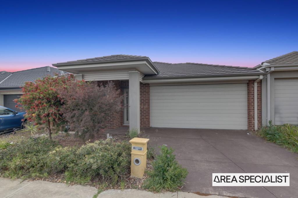 8 Dewpond Dr, Truganina, VIC 3029