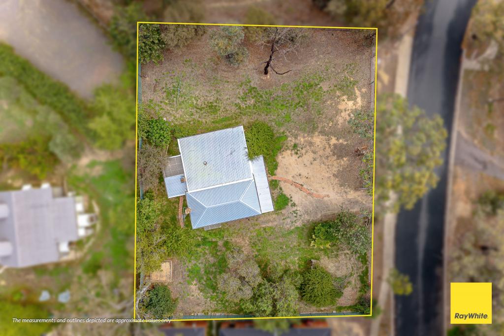 35 Greenwood Dr, Kennington, VIC 3550