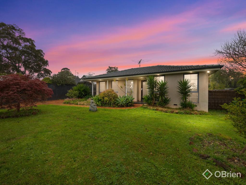 2 Finch Ct, Pakenham, VIC 3810