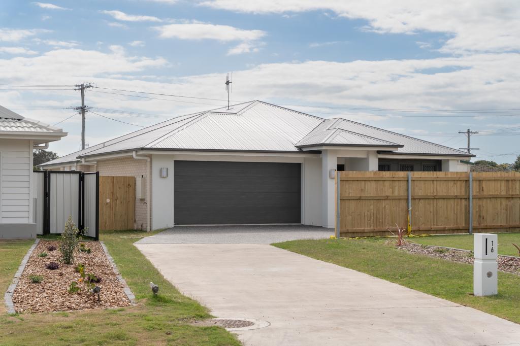 16 MALIBU WAY, TOOGOOM, QLD 4655