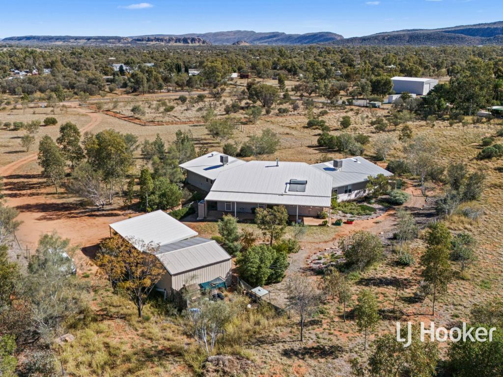30 Chateau Rd, Connellan, NT 0873