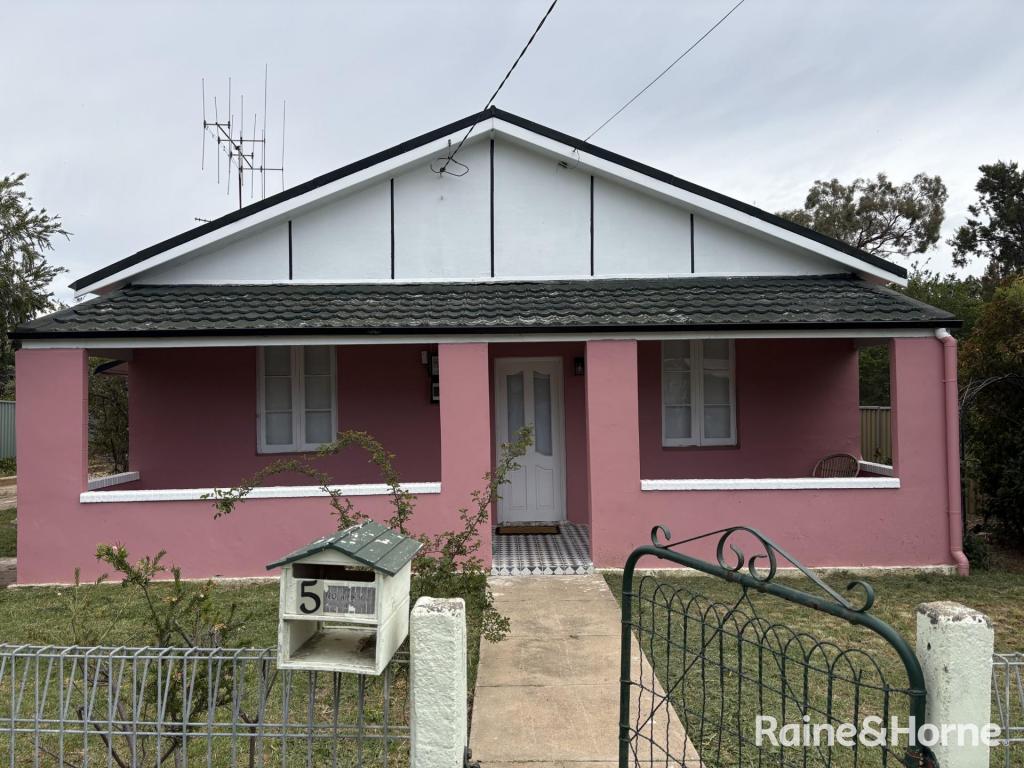 5 Bent St, Kandos, NSW 2848