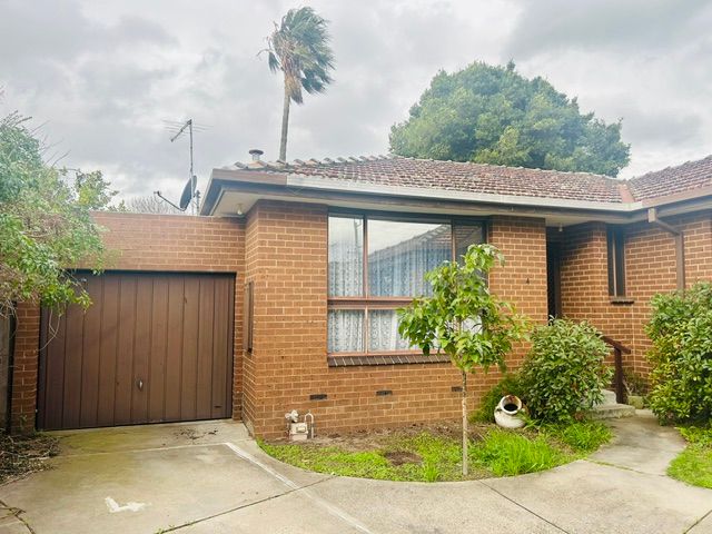 4/32 Grieve Pde, Altona, VIC 3018