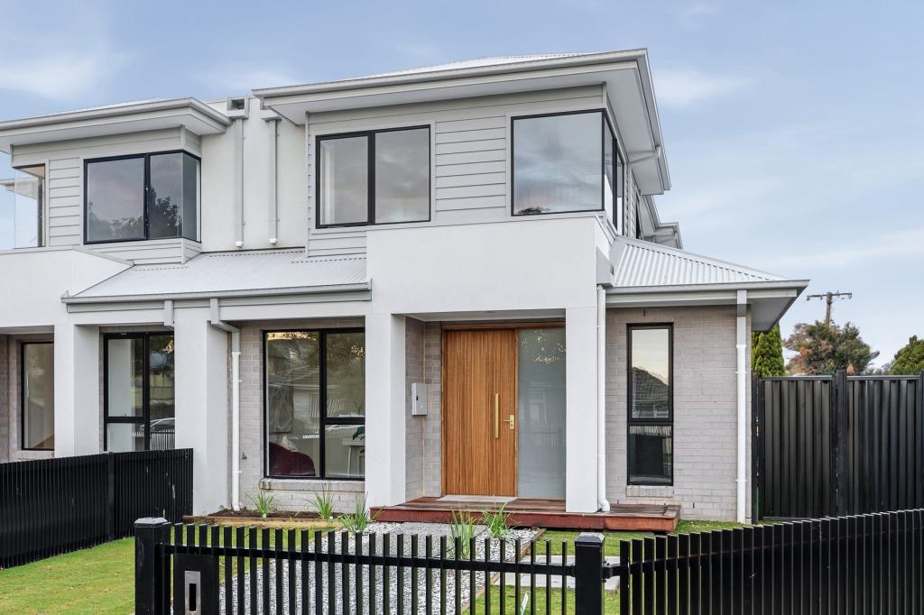 88 MAY ST, ALTONA NORTH, VIC 3025