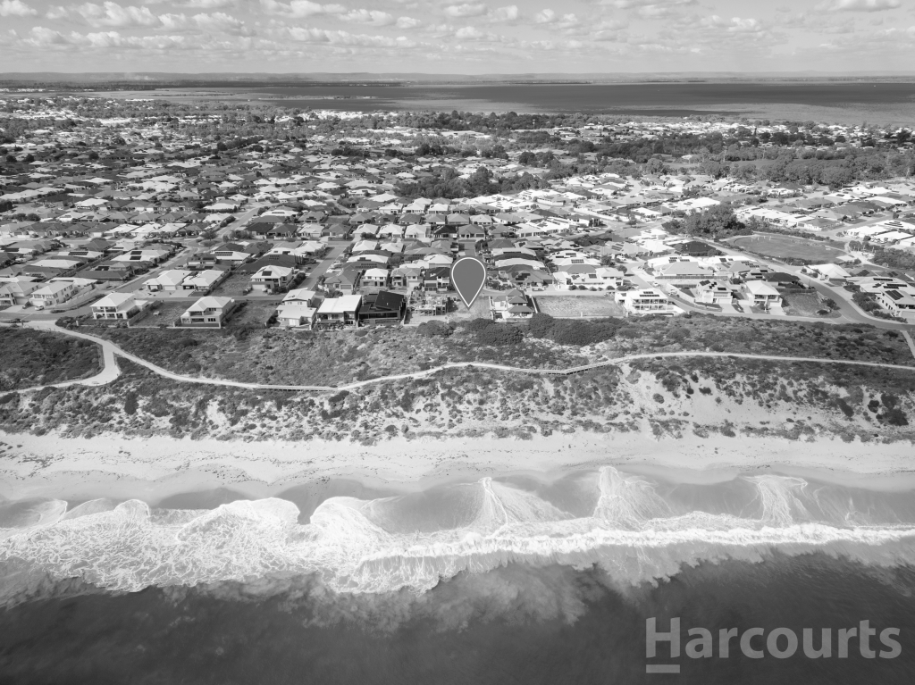 12 Seeana Pass, Halls Head, WA 6210