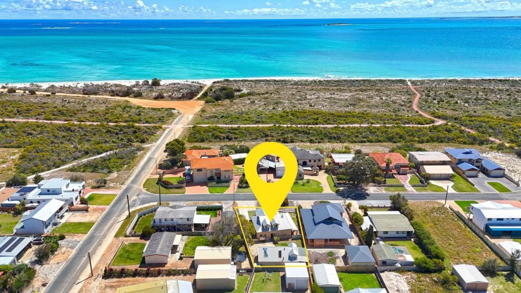 4 Whitburn Pl, Jurien Bay, WA 6516