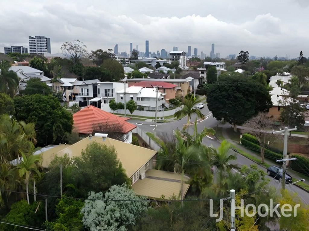 71 Leicester St, Coorparoo, QLD 4151