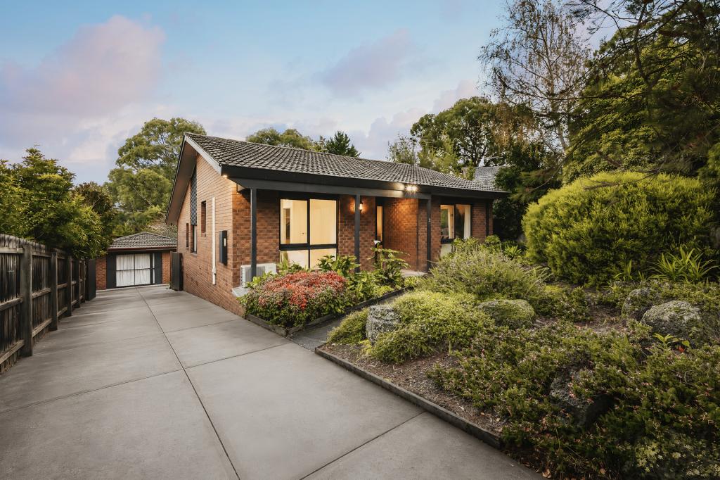 2 Brae Ct, Eltham North, VIC 3095