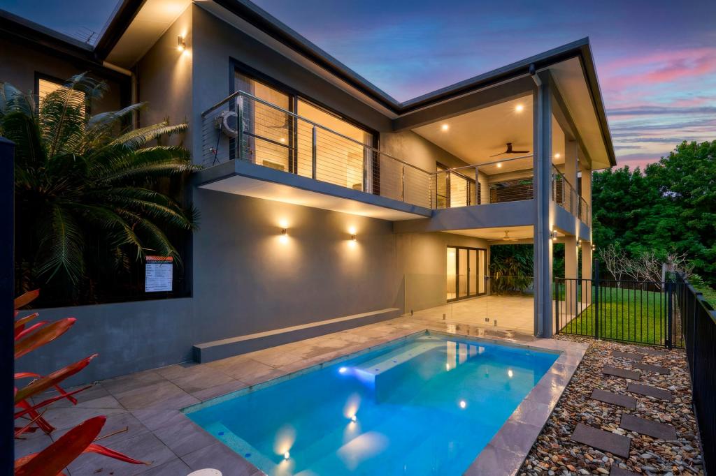 6 Moule Dr, Whitfield, QLD 4870