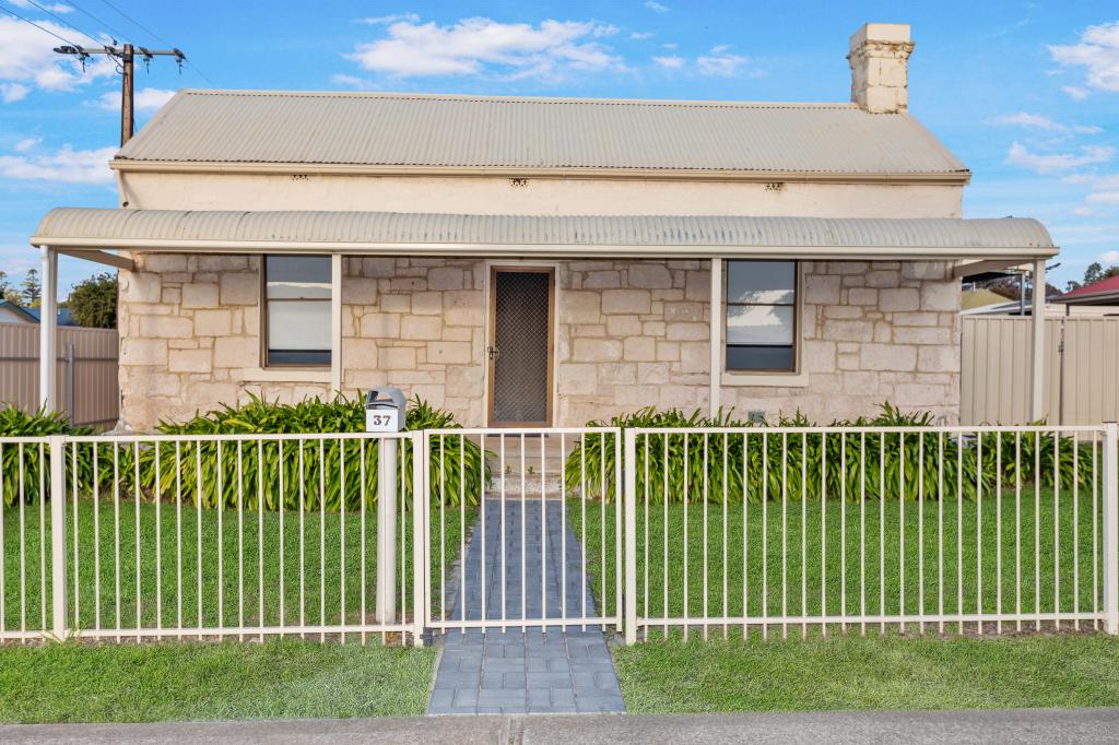 37 STEVENSON ST, PORT LINCOLN, SA 5606