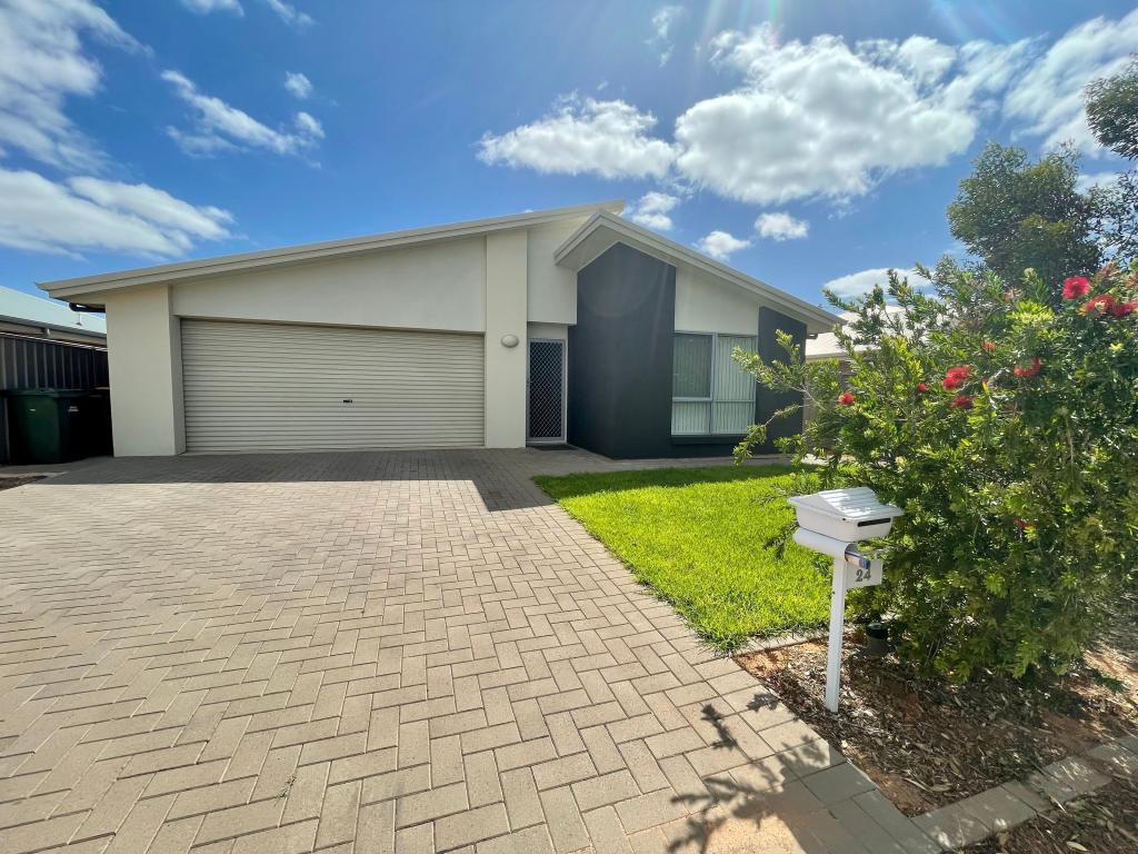 24 Mcinness St, Whyalla Jenkins, SA 5609