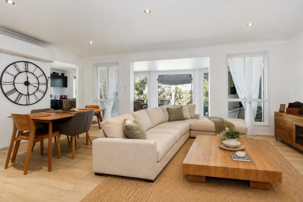 16 Calm Waters Cres, Macleay Island, QLD 4184