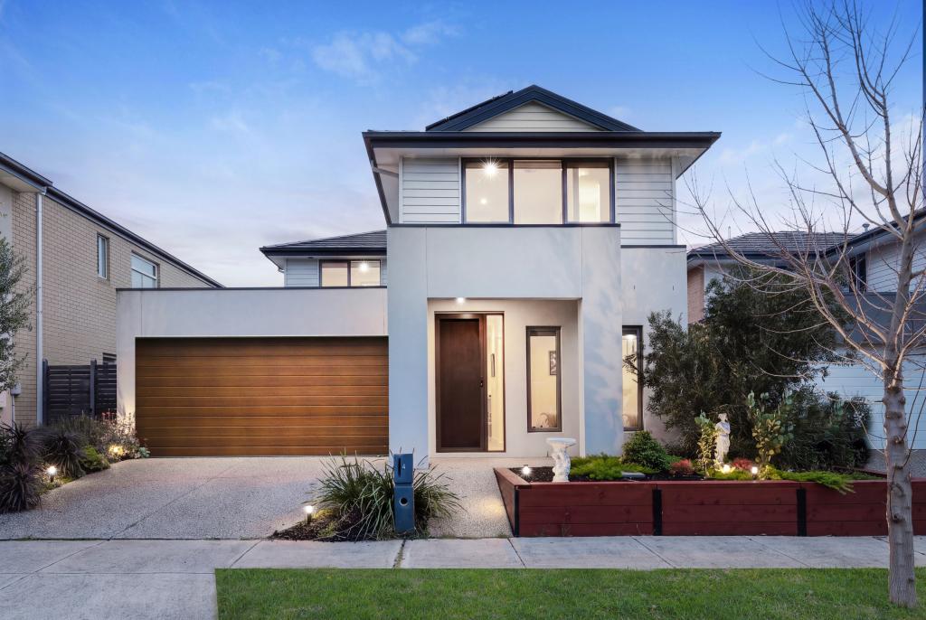 4 WARDAN AVE, GREENVALE, VIC 3059